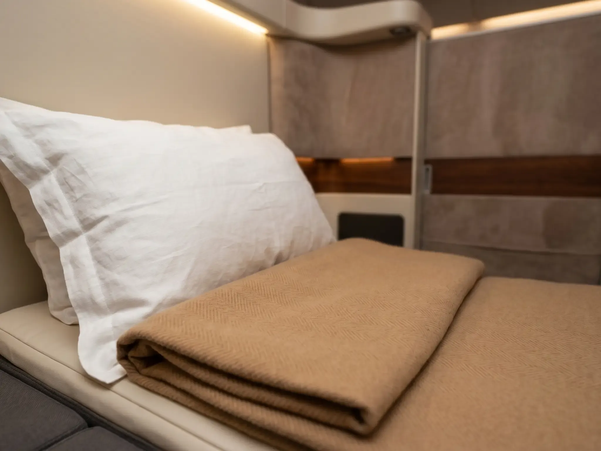 lufthansa first class what to expect